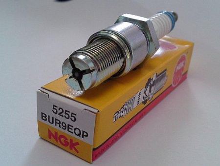 NGK Single Platinum Heat Range 9 Spark Plug (BUR9EQP) – Box of 10