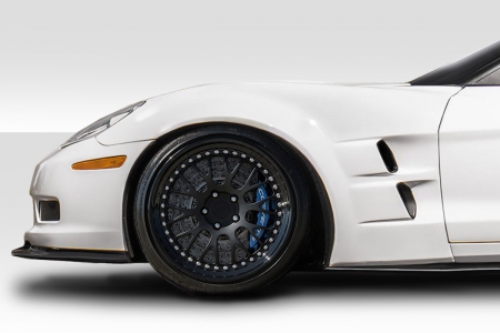 Duraflex 2005-2013 Chevrolet Corvette C6 ZR2 Front Fenders – 2 Piece